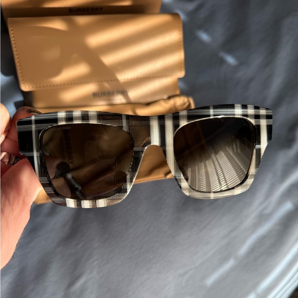 Burberry Sunglasses